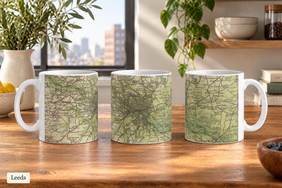 Leeds historic map mug, Bartholomew Half-Inch, 1906 — product view 3